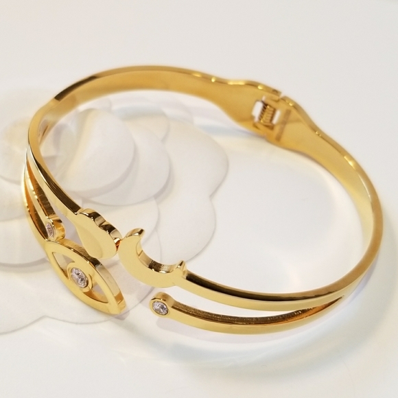 18K Gold Evil Eye Heart Moon Bracelet Bangle Cuff - Picture 3 of 7